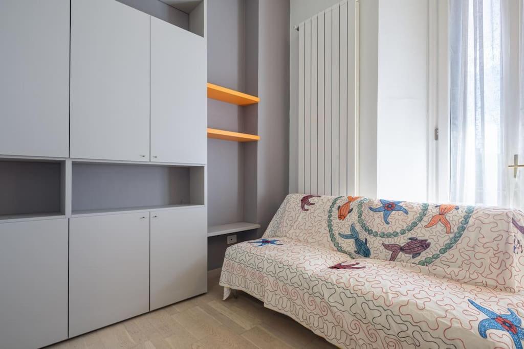 Small & Charming 1-Br Apt 佛罗伦萨 外观 照片