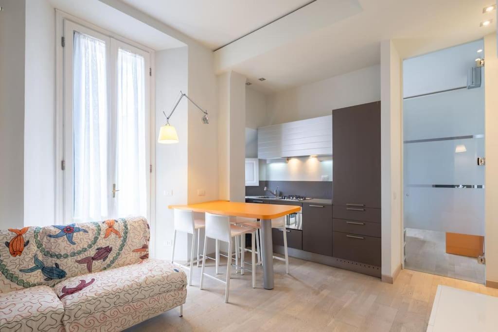 Small & Charming 1-Br Apt 佛罗伦萨 外观 照片